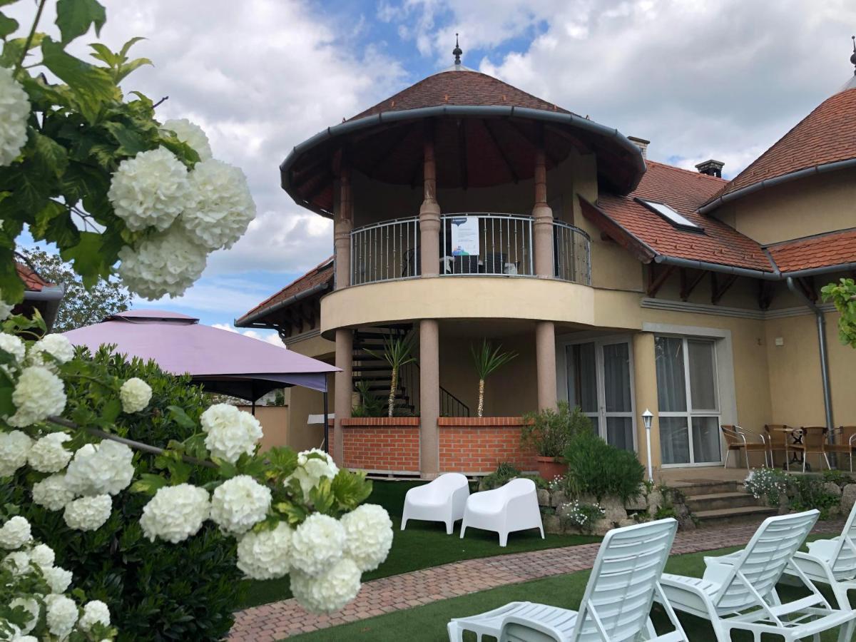 Szabo Vendeghaz Zamardi Villa Exterior photo